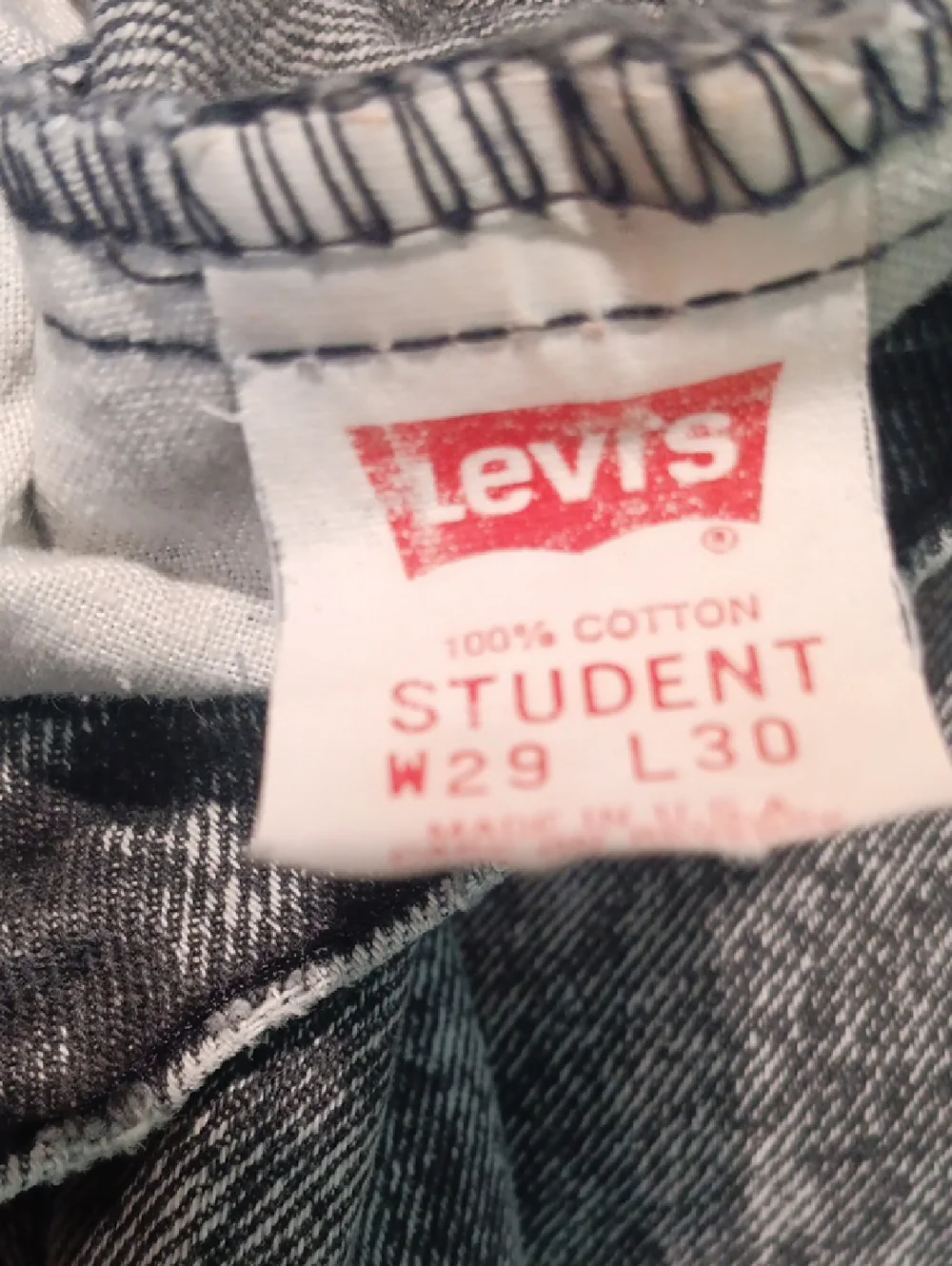 Levis Acid Wash Black - Picture 8 of 9